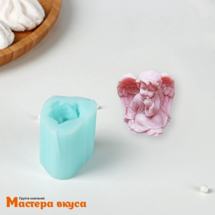 Молд силиконовый  3D АНГЕЛОЧЕК ЗАДУМАЛСЯ 3,6*2,7*3,7 см