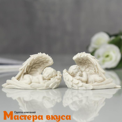 Фигурка АНГЕЛ В КРЫЛЬЯХ (полистирол), в ассортименте