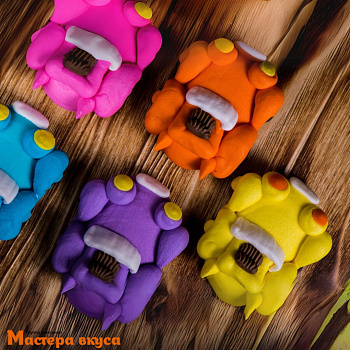 Сахарная фигурка ГОНКИ, цвет микс ~6*4,5см h~2см