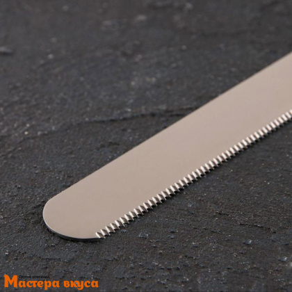 Нож с узкими зубцами, 35 см, с деревянной ручкой