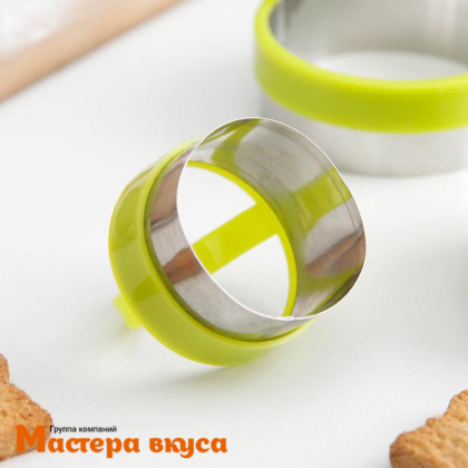 Набор вырубок металл КРУГ с держателем, d~6,5/5,5/4,5см, (набор 3 шт) KONFINETTA