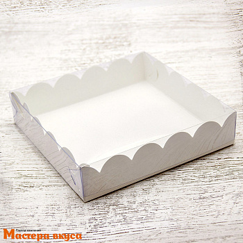 Упаковка для пряников и печенья с прозр. крышкой 155*155*35 мм (белая) (2-д)