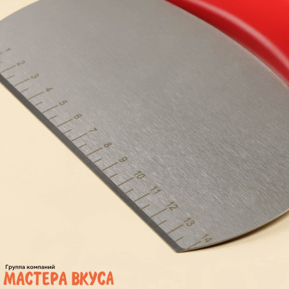 Шпатель-скребок кондитерский нержав.сталь 16*11,5 см, с пластик .ручкой, с разлиновкой 