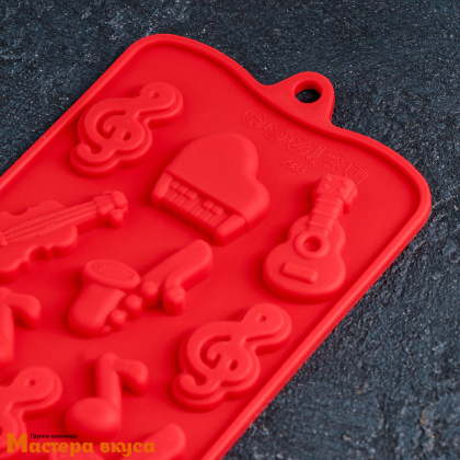 Форма для шоколада силиконовая  МУЗЫКАЛЬНЫЕ ИНСТРУМЕНТЫ, (14 ячеек) 21,5*10,5 см