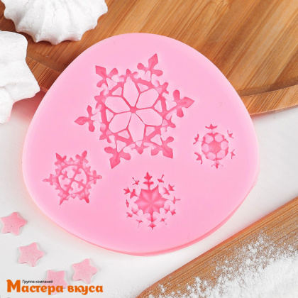 Молд силиконовый СНЕЖИНКИ 4в1, 8*8 см 