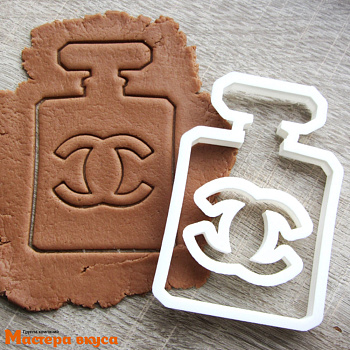 Набор вырубок пластик ДУХИ CHANEL, (набор 2 шт), ~7,1*11см / 3,7*5см h-1,5см