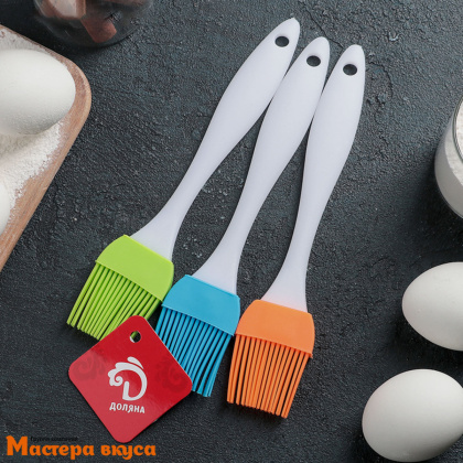 Кисть силиконовая 20*4 см "Фобос"