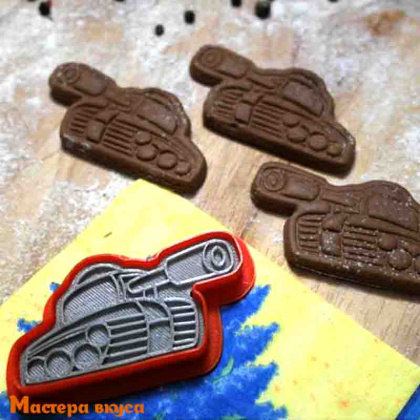 Вырубка пластик + штамп ТАНК, 10 см