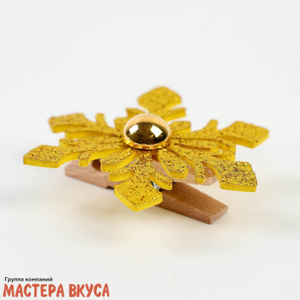 Декор прищепки   "Новогодние снежинки", (набор 6 шт)