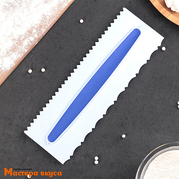 Шпатель-скребок  Фигурный ЗУБЦЫ двухсторонний 23*7,5 см, (пластик) "Праздник",