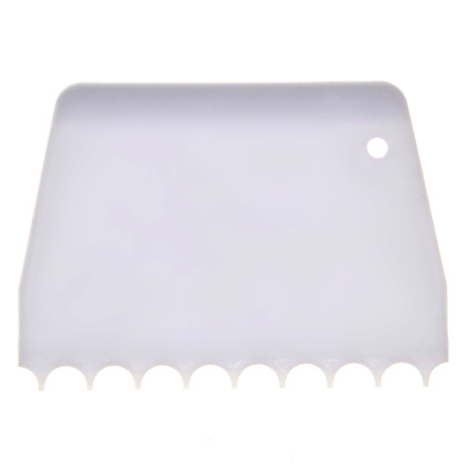 Шпатель-скребок  Фигурный ВОЛНЫ 13,5*10 см, пластиковый