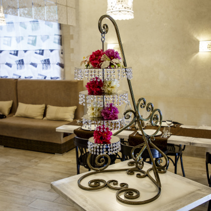 Подставка для торта и десертов напольная кованная 5-и ярусная 114 см (D-35-30-25-20-16см) ВЕНТСАР