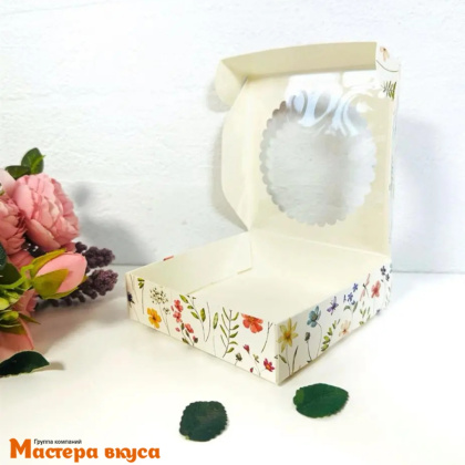 Упаковка для пряников и печенья с окном 11,5*11,5*3 см  (Полевые цветы)