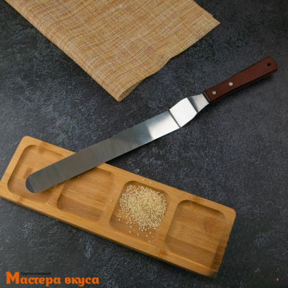 Палета угловая металлическая 24 см (без ручки), деревянная ручка (спатула)
