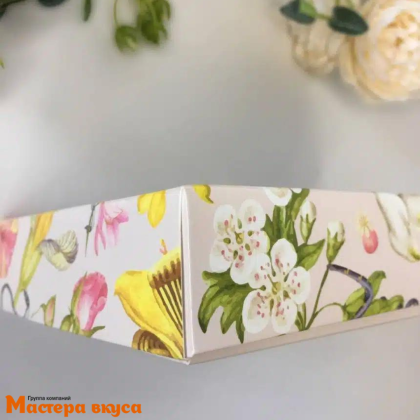 Упаковка для конфет  4 шт с окном (крышка/дно) 126*126*35мм (Флористика)