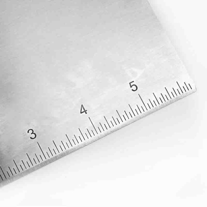 Шпатель-скребок кондитерский нержав.сталь 16*12 см (размер б/ручки 15*8,5 см), с разлиновкой