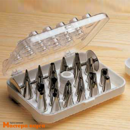 Набор кондитерских насадок (наконечников) для декорирования (26 шт) + адаптер, Martellato (Италия)