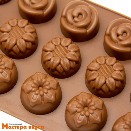 Форма для шоколада силиконовая  ЦВЕТОЧКИ-КЛУМБА, (15 ячеек) 20,5*10,5*1,5 см