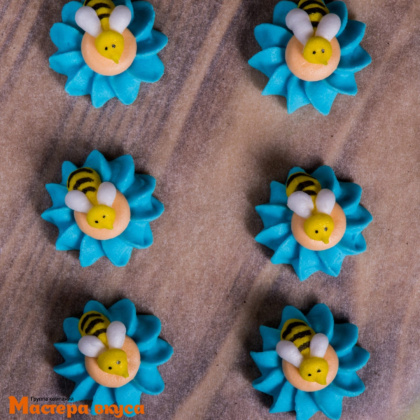 Сахарная фигурка ПЧЁЛКА на цветке, цвет микс d~3см