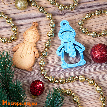 Вырубка пластик  СНЕГОВИК (штамп), 9,5*5,5 см