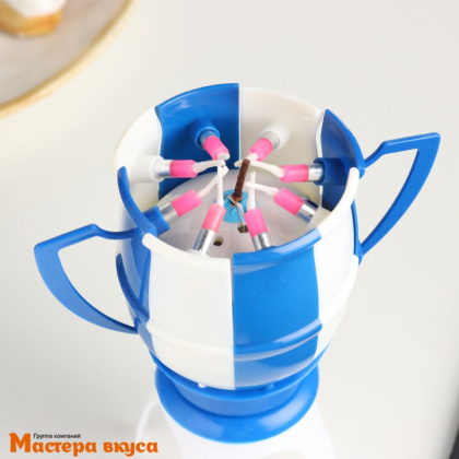 Свеча  музыкальная КУБОК ЧЕМПИОНА, h-22см