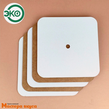 Подложка деревянная 3мм с отверстием(8-10 мм) D28 см ламинированная