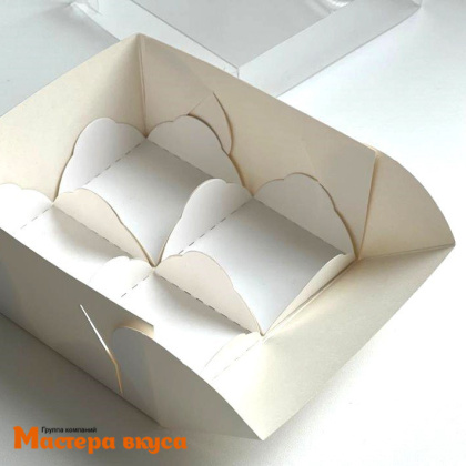 Упаковка для моти 4 ячейки с пластиковой крышкой, и ложементами 120*120*55 мм (белая) (6-д)