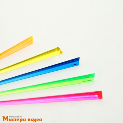 Шпажки "Стрела" пластик, 10 см (набор 24 шт)