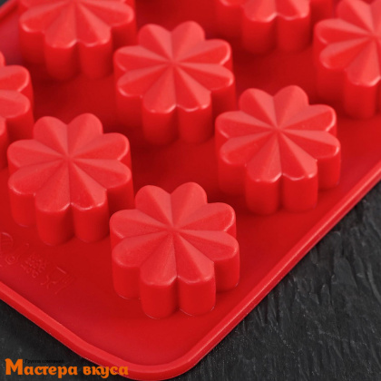 Форма для шоколада силиконовая  ЦВЕТОЧКИ, (15 ячеек) 21*10 см