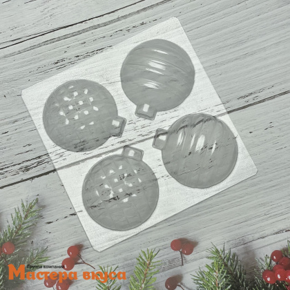 Форма для шоколада пластиковая (НГ) НОВОГОДНИЕ ШАРЫ (квадраты, полосы) D-5 см (4 фигуры)