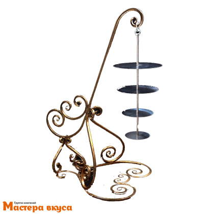 Аренда Подставка для торта Кованная 5 уровней.114 см. Дополнительная оплата за бусы