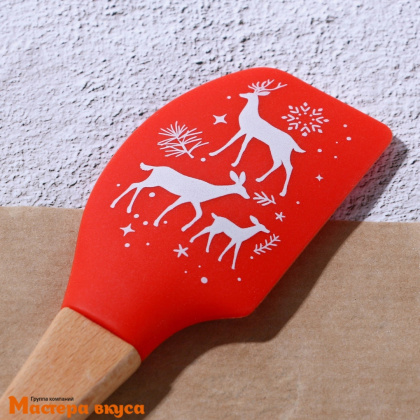 Лопатка силиконовая с деревянной ручкой 26 см, "Олени"