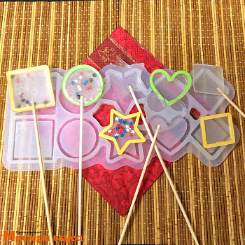 Форма для леденцов силиконовая  погремушка АССОРТИ, (10 ячеек) 5см, 5,5см 