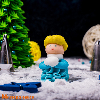 Сахарная фигурка  СНЕГУРОЧКА, h~4см d~2,5см