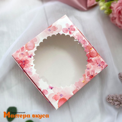Упаковка для пряников и печенья с окном 11,5*11,5*3 см  (Цветы розовые)