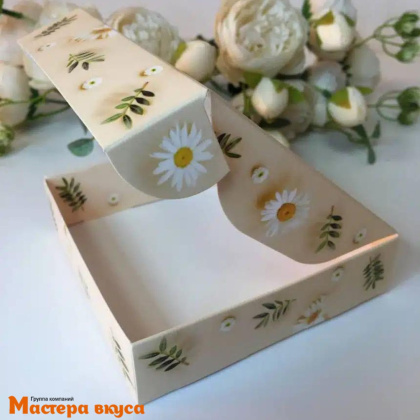 Упаковка для пряников и печенья с окном 11,5*11,5*3 см  (Ромашки)