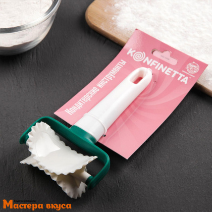 Валик для вырезания кругов (кружевной край) из теста d~7см, пластик