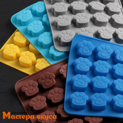Форма для шоколада силиконовая  ЛАПКИ, (16 ячеек 3*2,7*0,5см) 16*15,5 см
