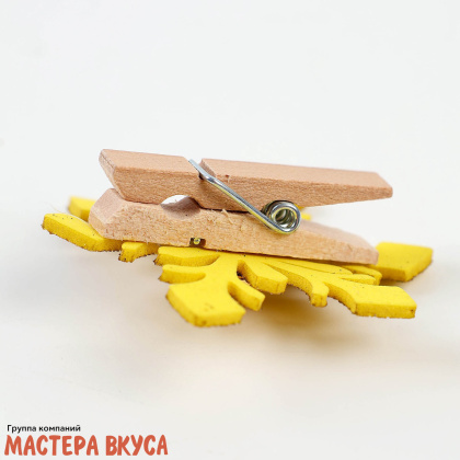 Декор прищепки   "Новогодние снежинки", (набор 6 шт)