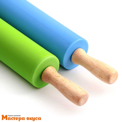 Скалка силиконовая 30 см d-4см (вращающаяся), деревянные ручки "Валенсия"